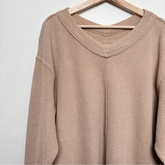 Aerie Womens  Xsmall Textured Wonder Vneck Sweatshirt - Picture 7 of 14